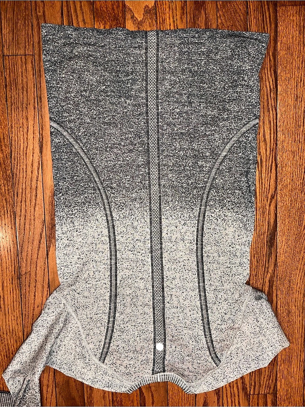 Lululemon Peloton 8 swiftly tech Long Sleeve Top & Black Cropped Leggings - Picture 5 of 6